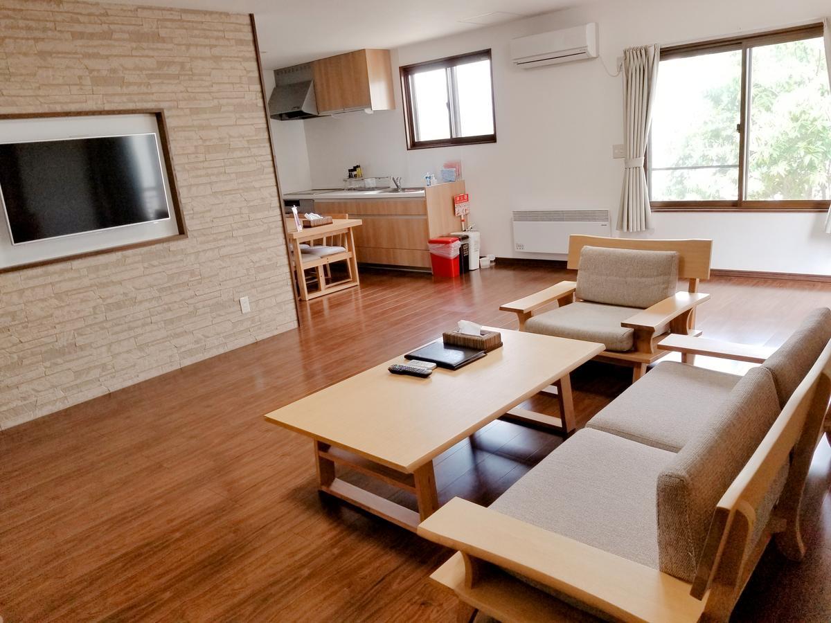 فيلا Kashiwa House Nakafurano المظهر الخارجي الصورة