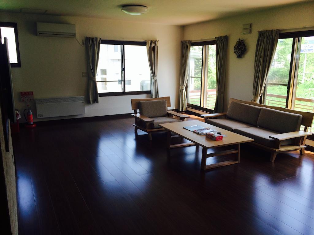 فيلا Kashiwa House Nakafurano الغرفة الصورة